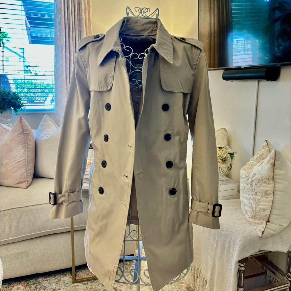 Banana Republic, Trench Coat, NWT
